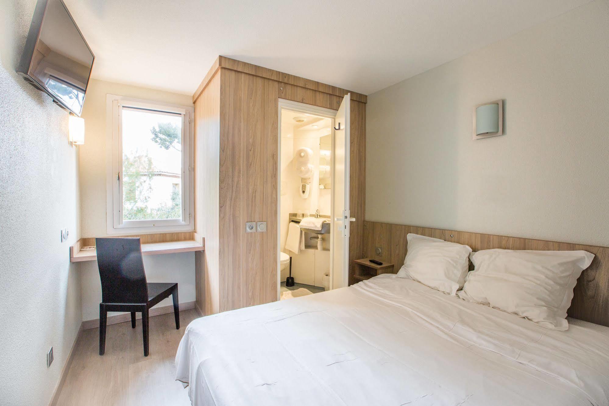 Hotel Parc Azur - Toulon オリウル エクステリア 写真