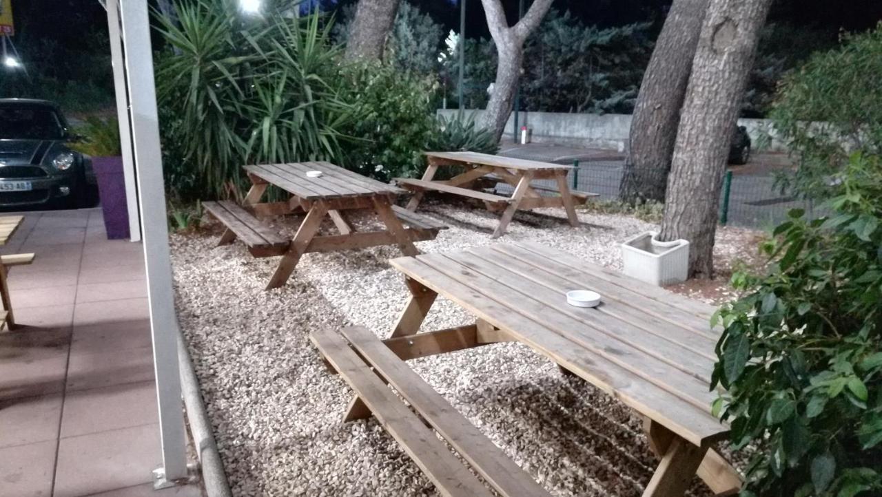 Hotel Parc Azur - Toulon オリウル エクステリア 写真